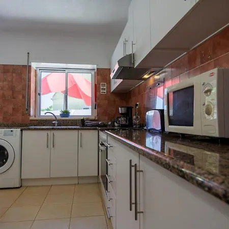 Holiday home Cantinho Da Ana *